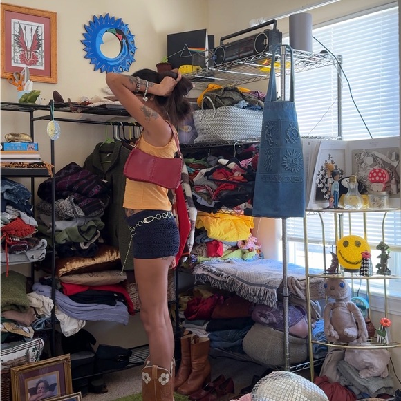 Meet your Posher, Posh - Picture 3 of 9